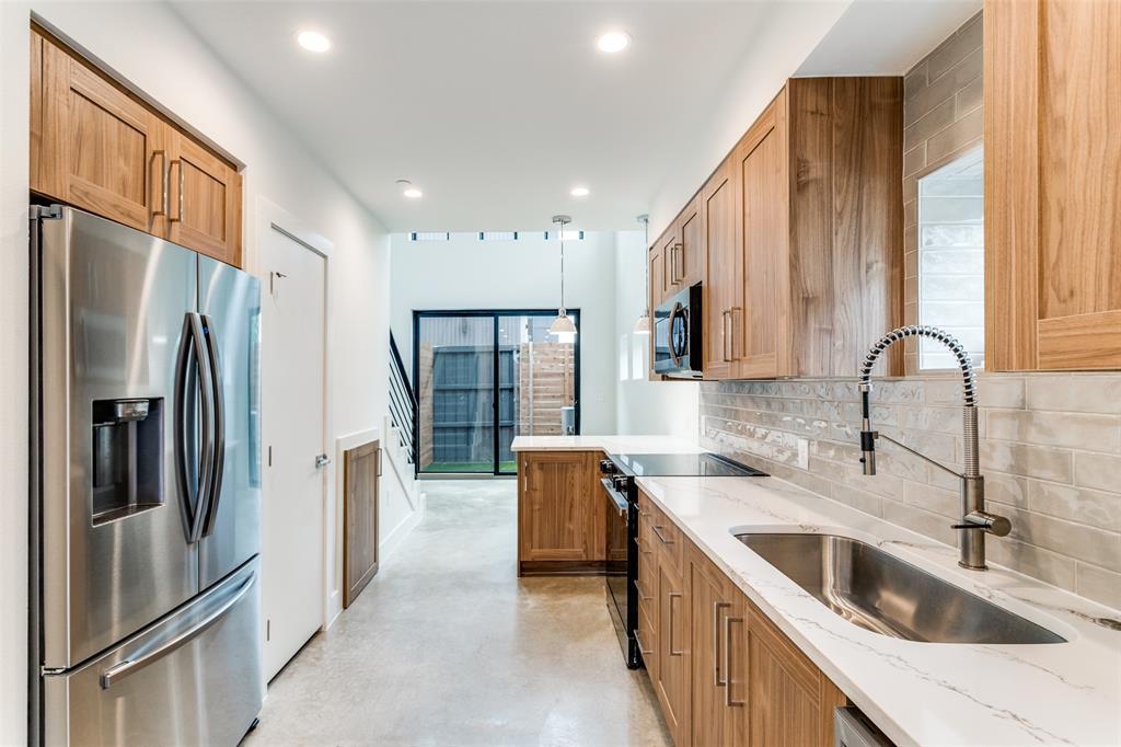 Deere Park - Residential Lease