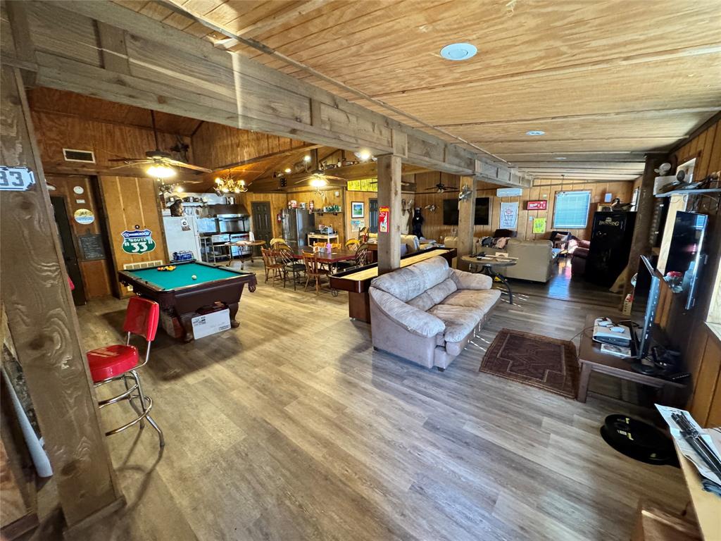 9500 Highway 33