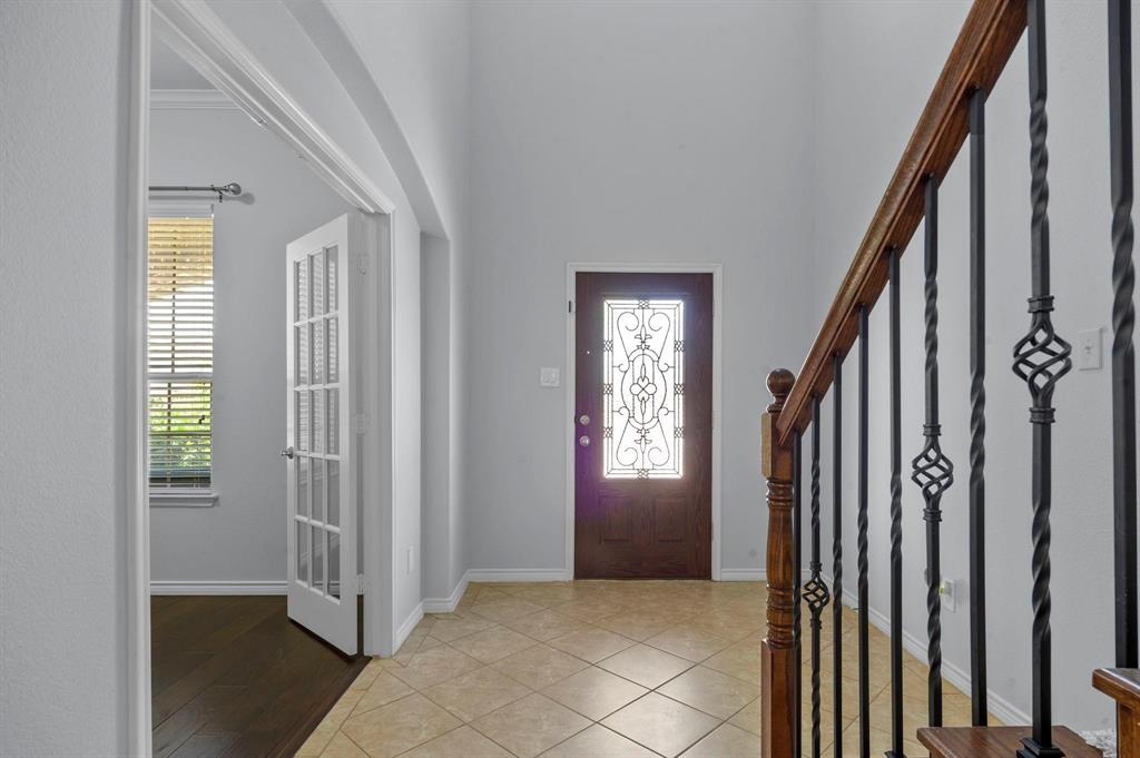 913 Lampassas Trail