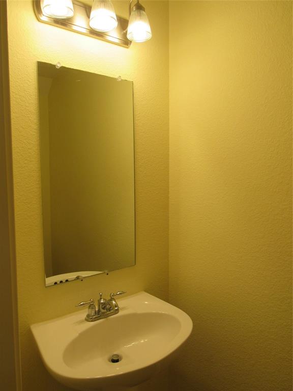 Tuscany Square Ph Two - Residential Lease