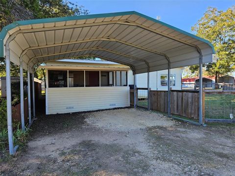 Tiny photo for 172 County Road 1313, Morgan, TX 76671 (MLS # 21100730)