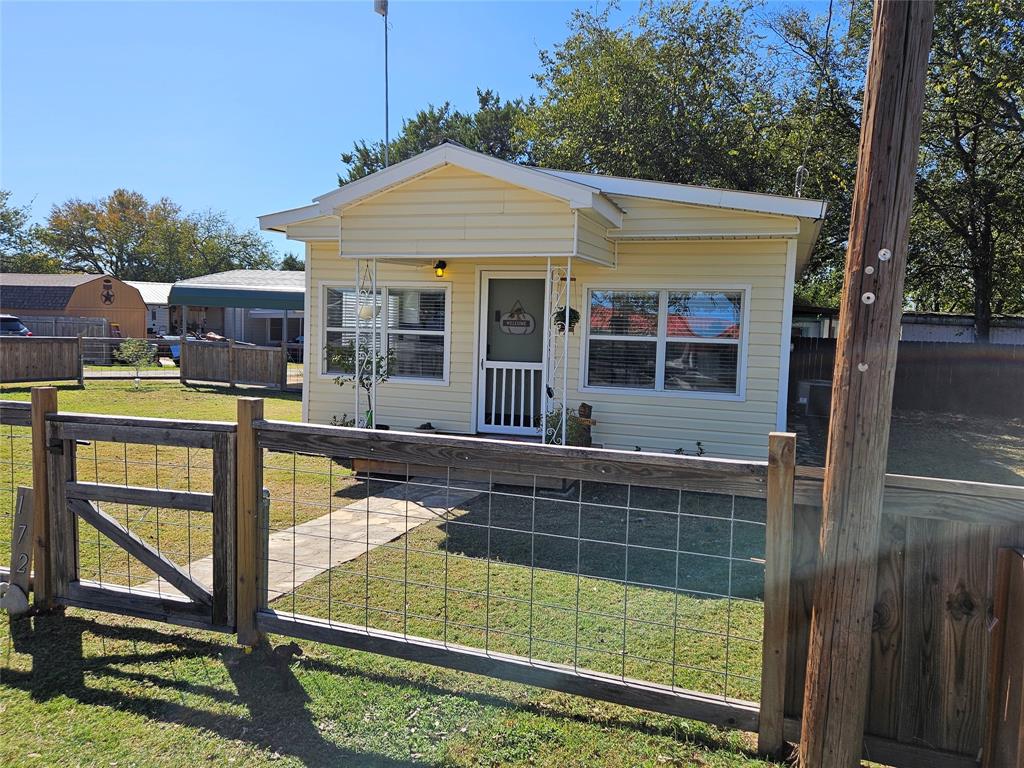 Bestview Lakeside Village - Residential