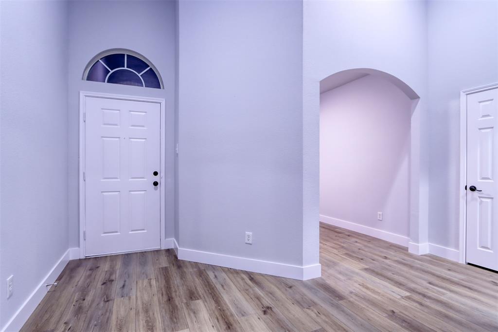 8126 Max Drive