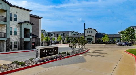 Photo of 4600 E McKinney Street #4310, Denton, TX 76208 (MLS # 21257434)