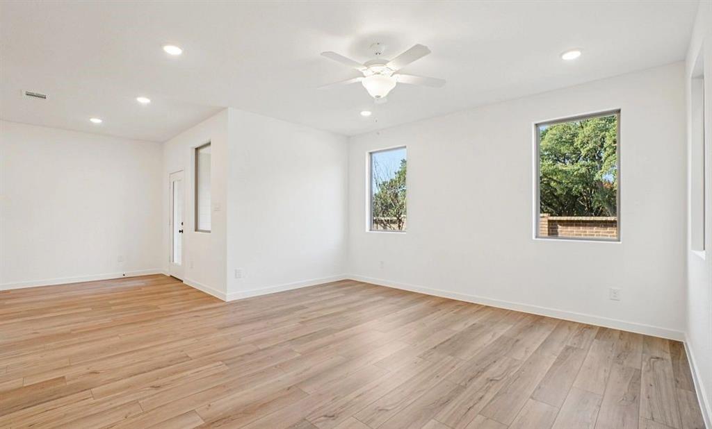 Sereno Oaks at Buckner Terrace - Residential
