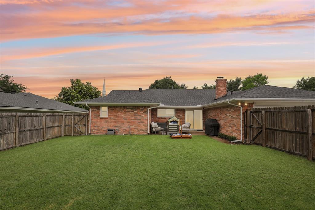 1821 Westlake Drive