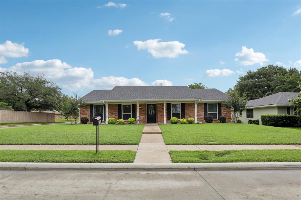 1821 Westlake Drive