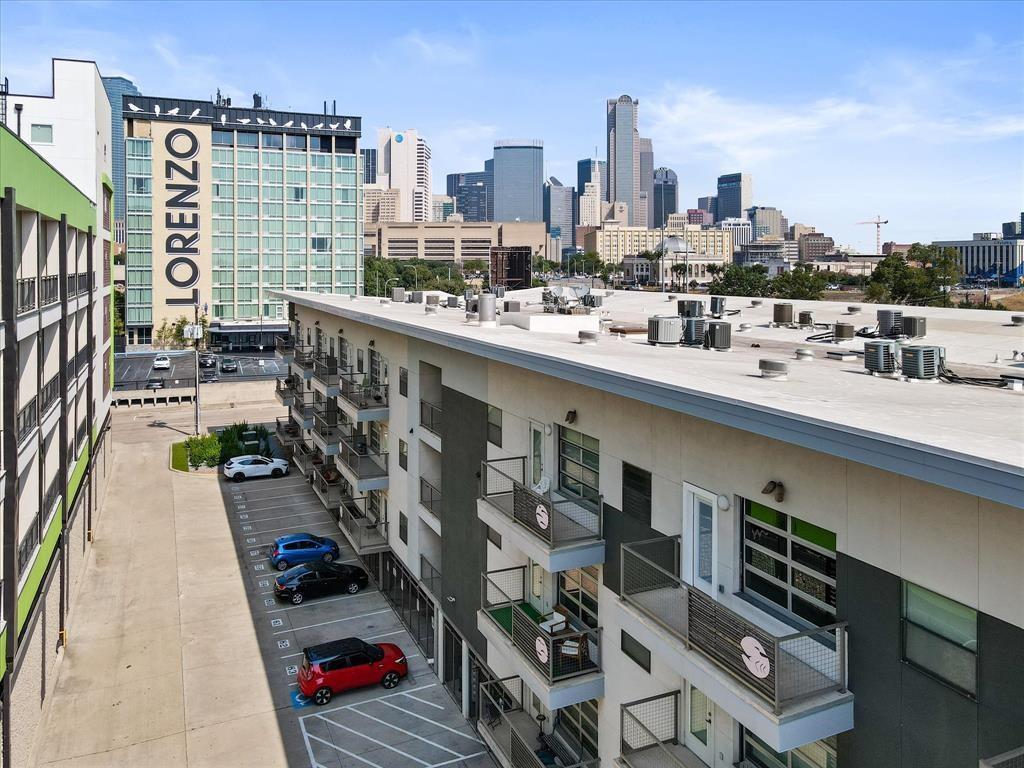 Buzz Condos - Residential Lease