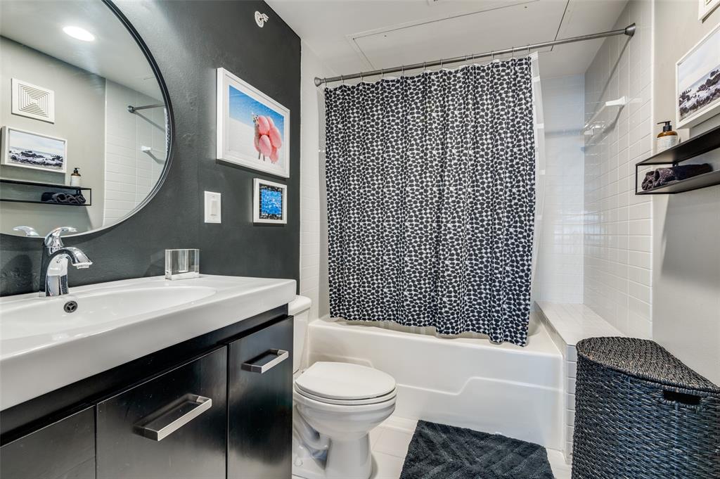 Buzz Condos - Residential Lease