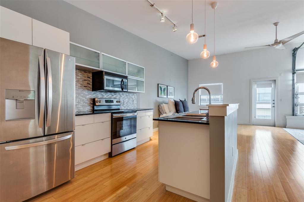 Buzz Condos - Residential Lease