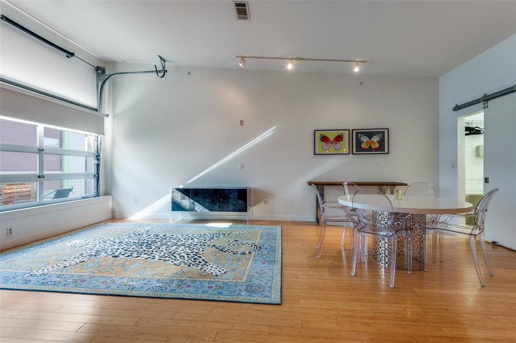 Buzz Condos - Residential Lease