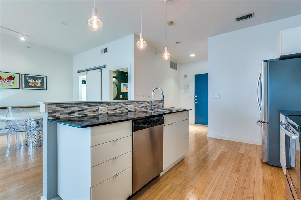 Buzz Condos - Residential Lease