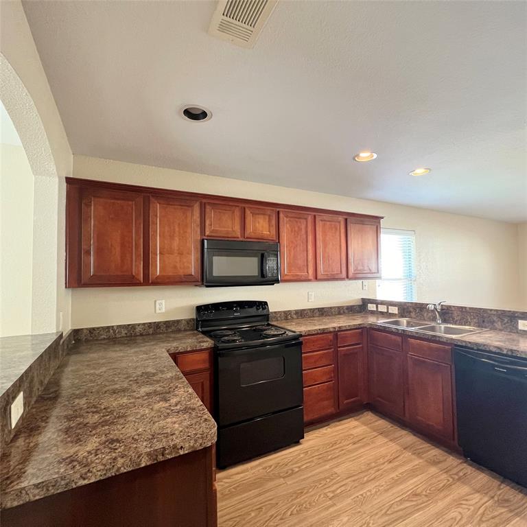 Fossil Hill Estates - Residential Lease