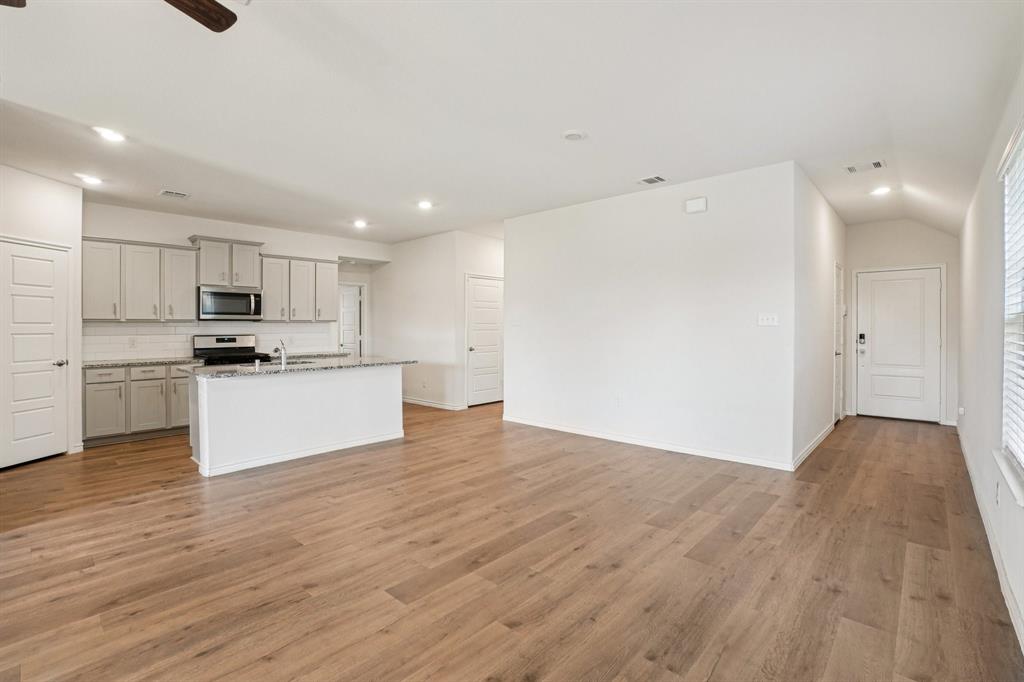 Elevon Ph 1a - Residential