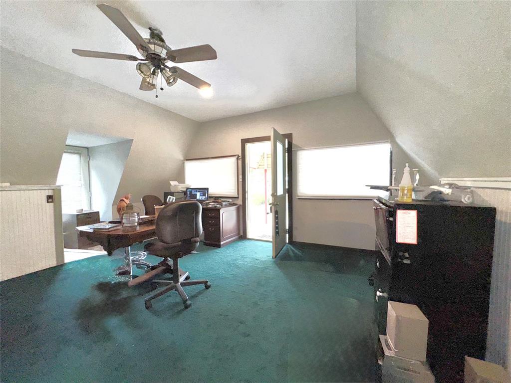 East Park - Commercial Sale