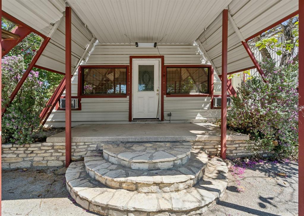 East Park - Commercial Sale