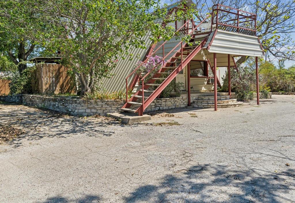 East Park - Commercial Sale