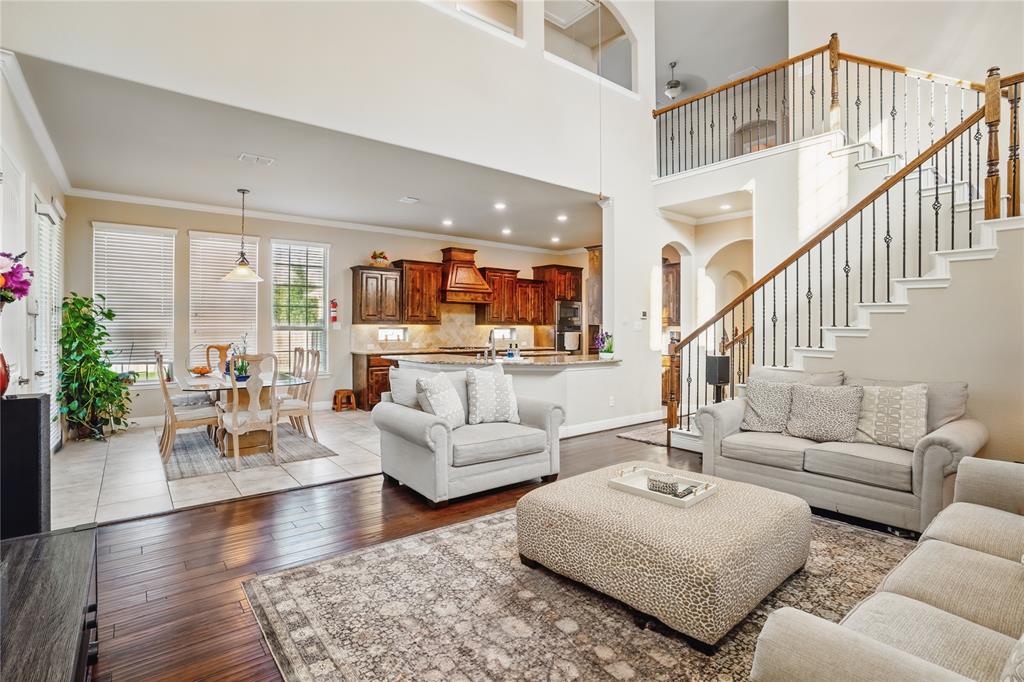 1001 Vineyard Drive