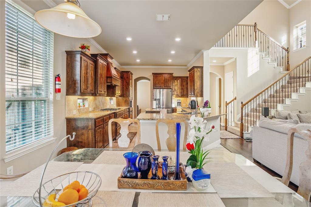 1001 Vineyard Drive