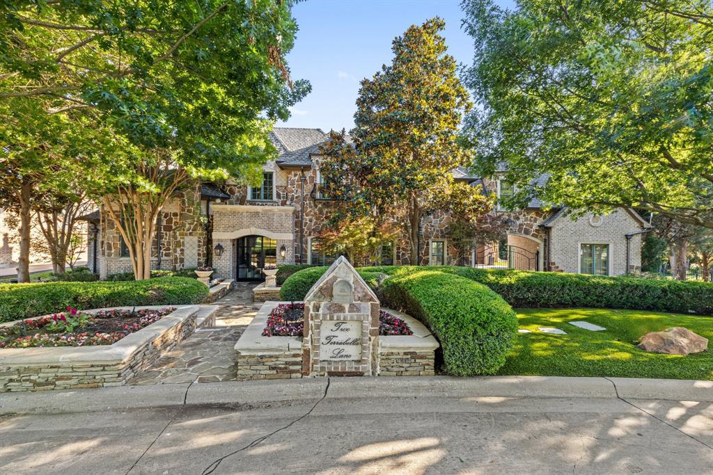 2 Terrabella Lane