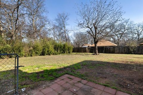 A home in Cleburne