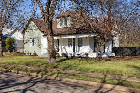 A home in Cleburne