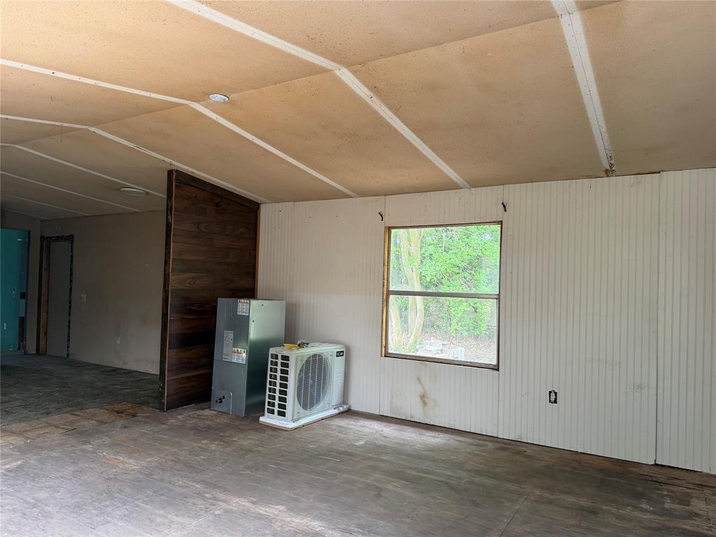 1005 Cove Drive