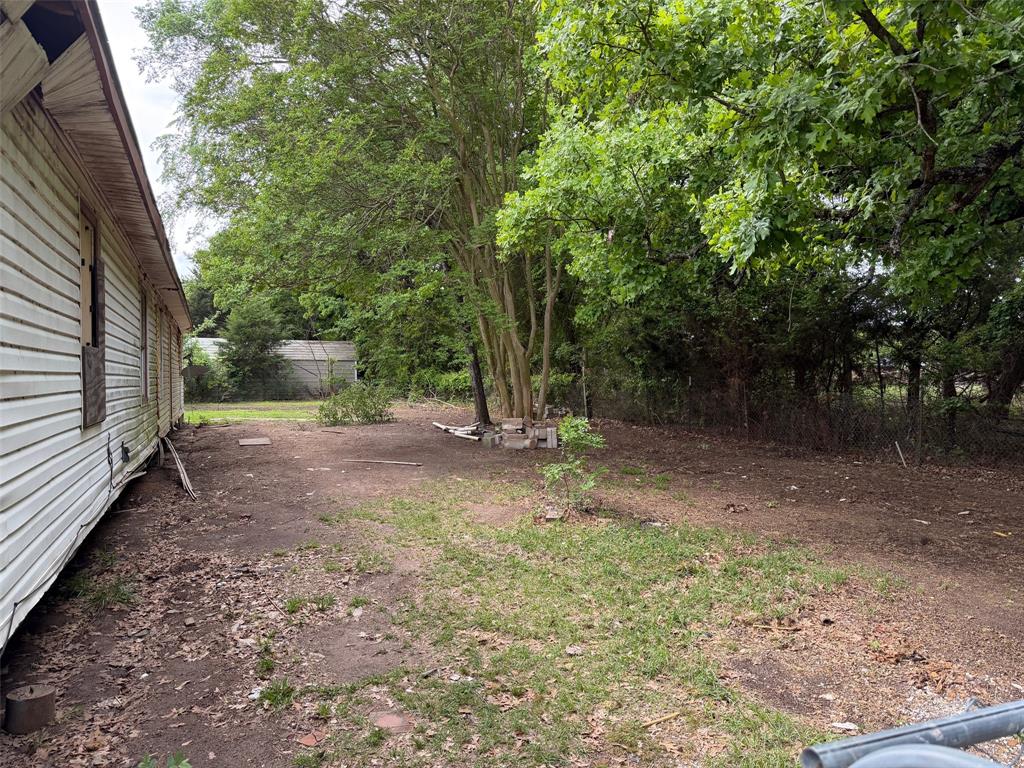 1005 Cove Drive