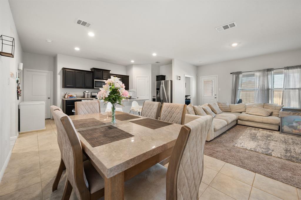 10446 Fort Clark Trail