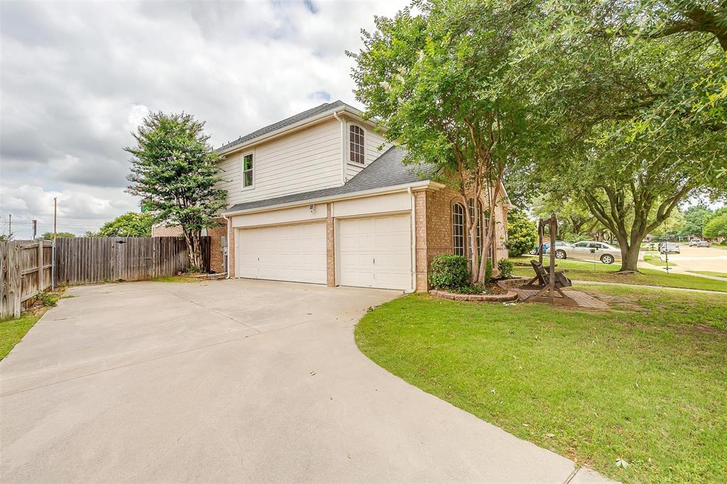 2604 Briarcrest Drive