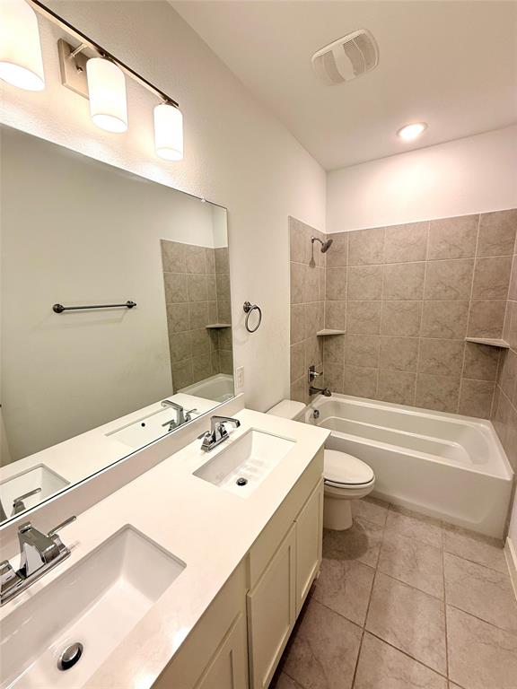 Apples Crossing - Residential Lease