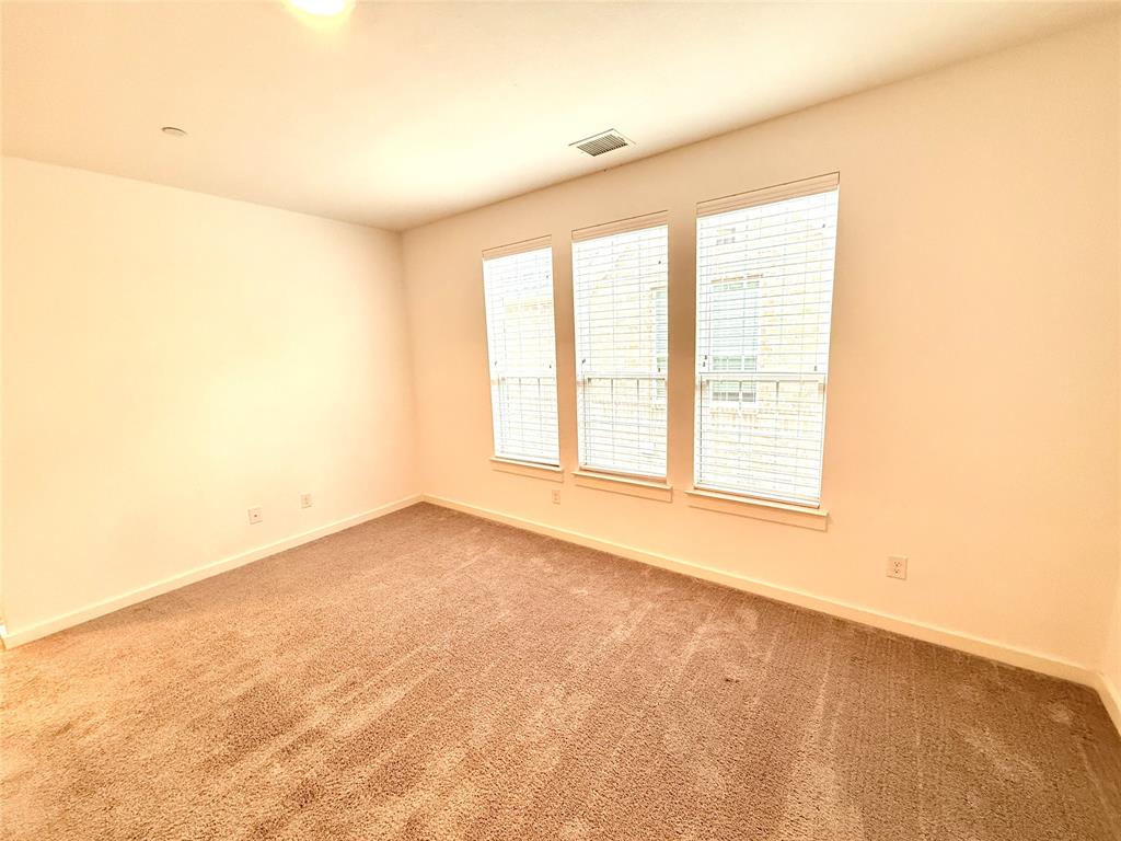 Apples Crossing - Residential Lease