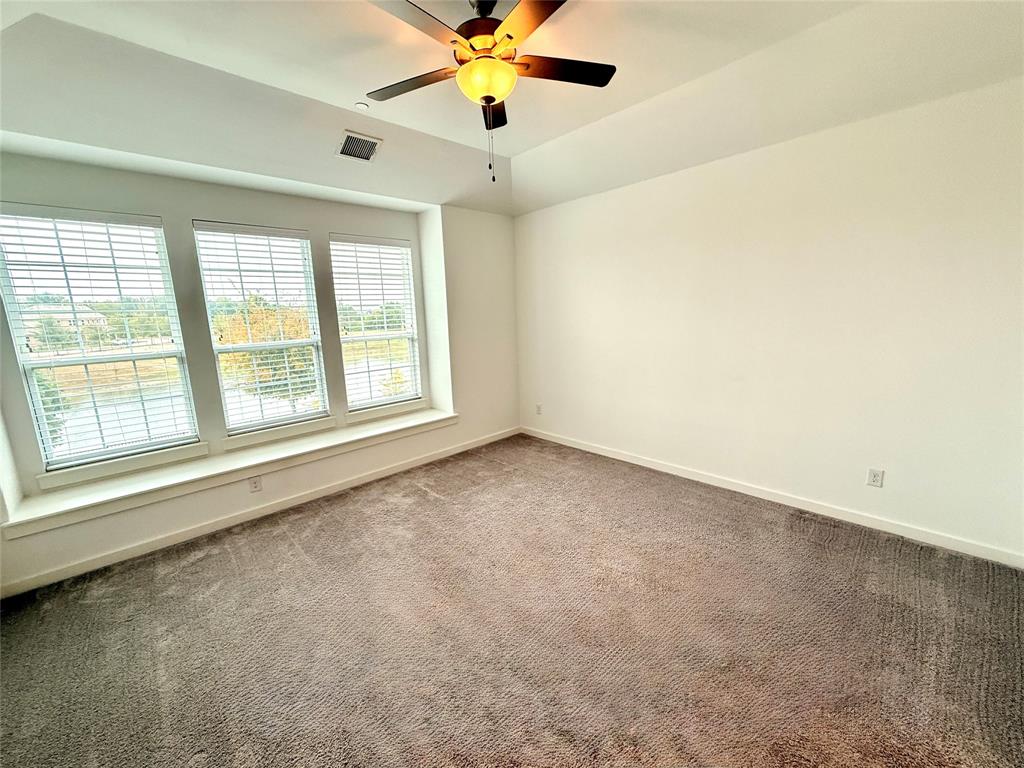 Apples Crossing - Residential Lease