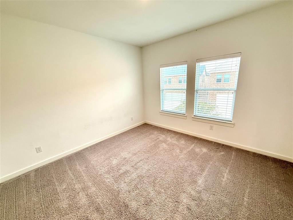 Apples Crossing - Residential Lease