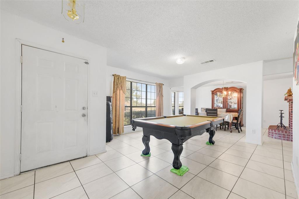 925 Clover Hill Lane