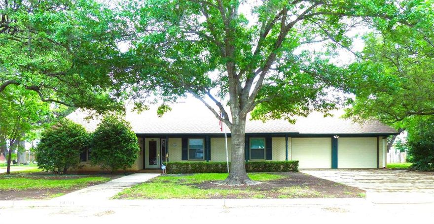 Location, location, location.  Nice three bed two bath brick home in a very nice neighborhood.  This home features 2,064 sq ft of living space under central heat and air.  The kitchen has a built in microwave, dishwasher, and electric stove top.  It also features an island with bar and a pass through to the living area.  Two living areas are great for entertaining as well as a bonus room for games and viewing the back yard.  Nice spacious bedrooms with two walk in closets. The home is equipped with triple pane windows, water softener, and plenty of storage. Enjoy the spacious backyard with fruit and pecan trees.  The workshop in back is waiting to be used.