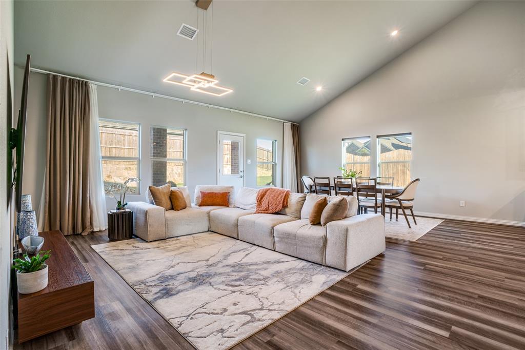 1900 Boulder Creek Trail