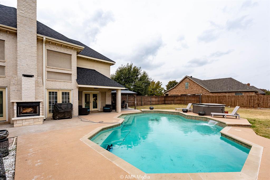 Lakes At Saddle Creek Sub - Residential