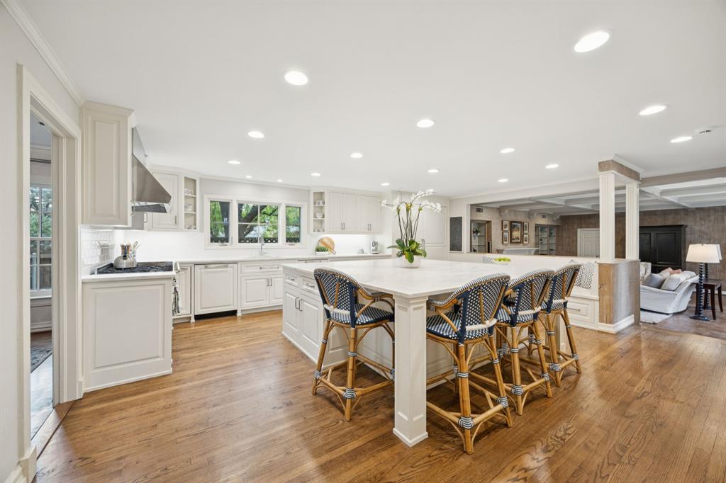 5505 W University Boulevard