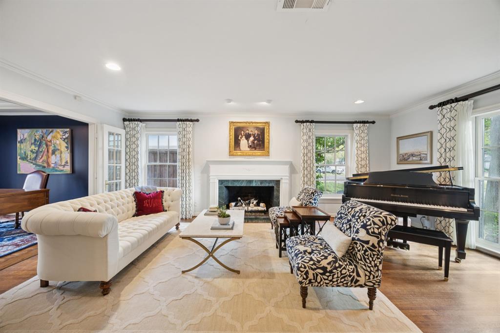 5505 W University Boulevard