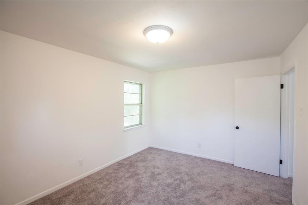 Dallas, Texas 75227, United States, 4 Bedrooms Bedrooms, ,2 BathroomsBathrooms,Residential,Active,126895