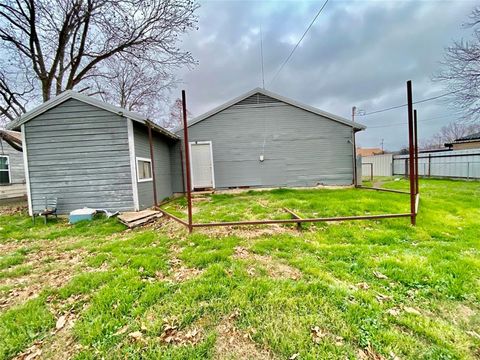 A home in Mineral Wells