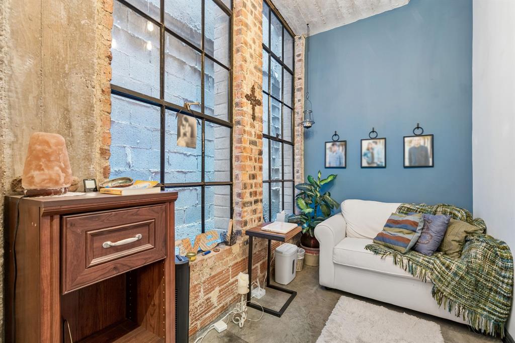 Soco Urban Loft Condo - Residential