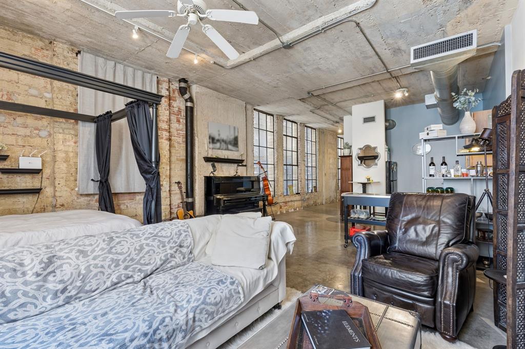 Soco Urban Loft Condo - Residential