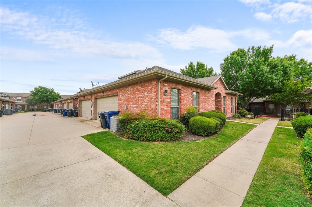 575 S Virginia Hills Drive 1106