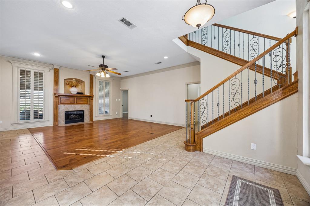 837 Thomas Crossing Drive