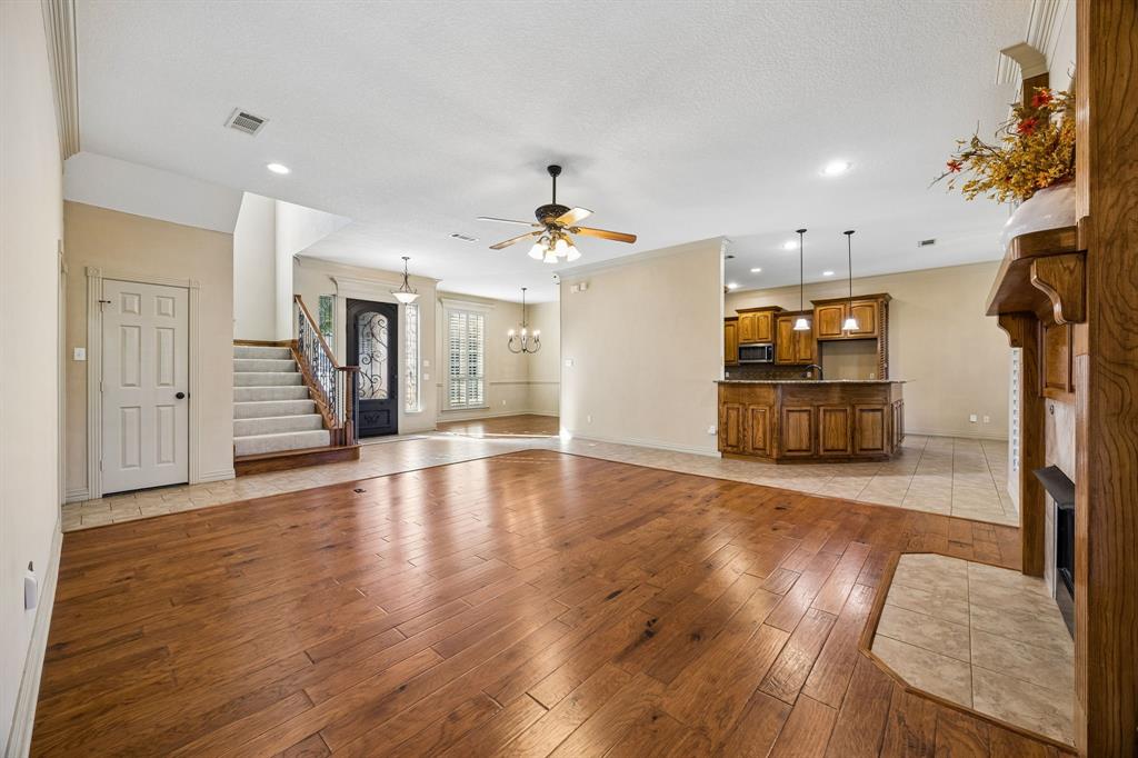 837 Thomas Crossing Drive