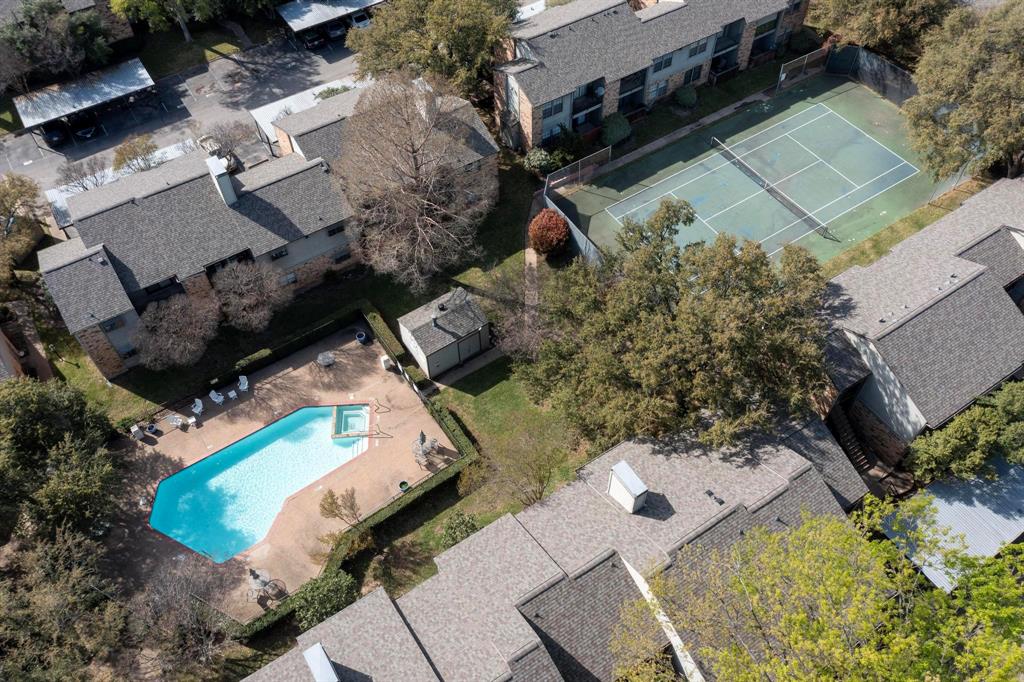 Bent Tree Forest Drive Condos - Residential