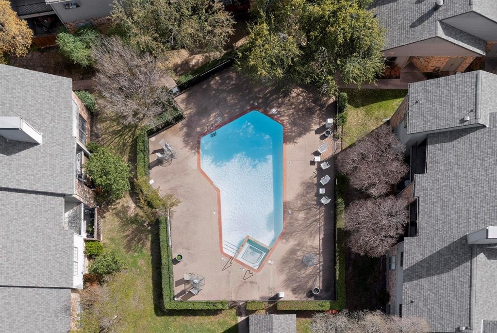 Bent Tree Forest Drive Condos - Residential