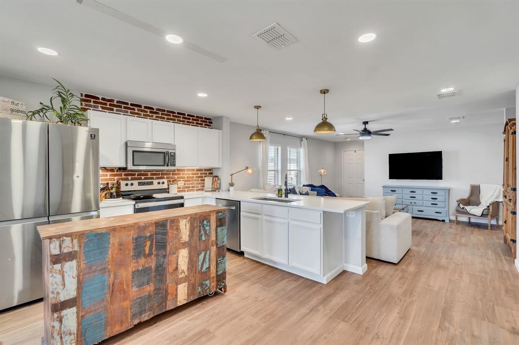 1413 Whitewater Drive